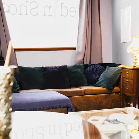 Apartment Le Bouquiniste, Centre Historique, Fibre, Ess, Rez-de-chaussee, Bedinshop Romans-sur-Isere