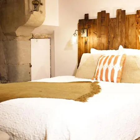 Apartment Le Bouquiniste, Centre Historique, Fibre, Ess, Rez-de-chaussee, Bedinshop *
